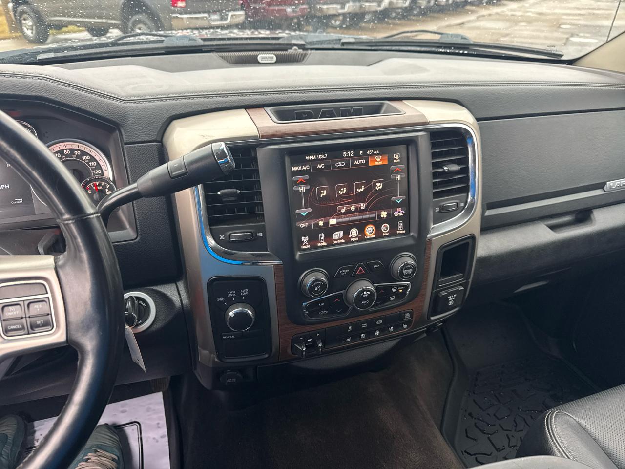 RAM 2500 4WD Crew Cab 149" Laramie 2013