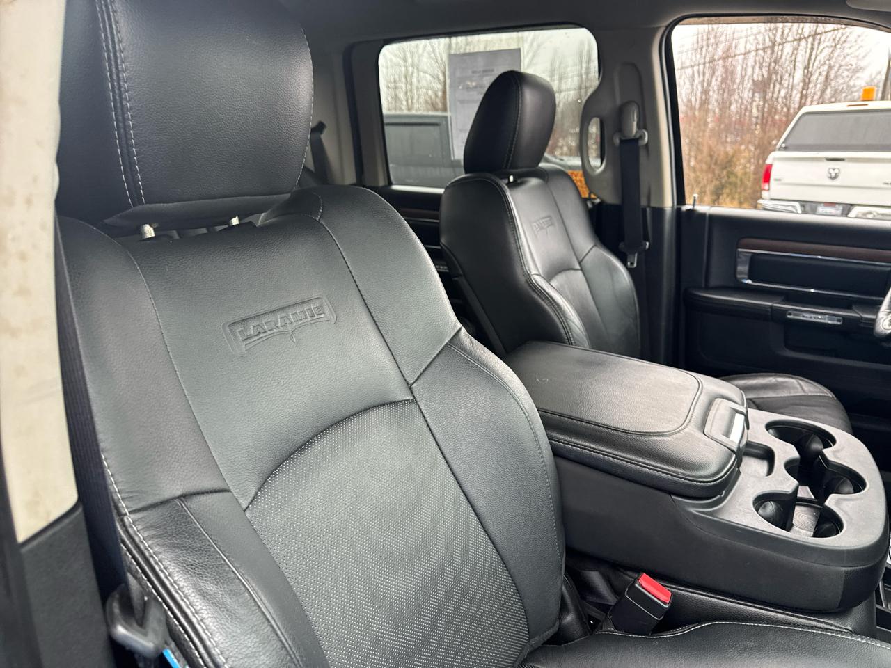 RAM 2500 4WD Crew Cab 149" Laramie 2013