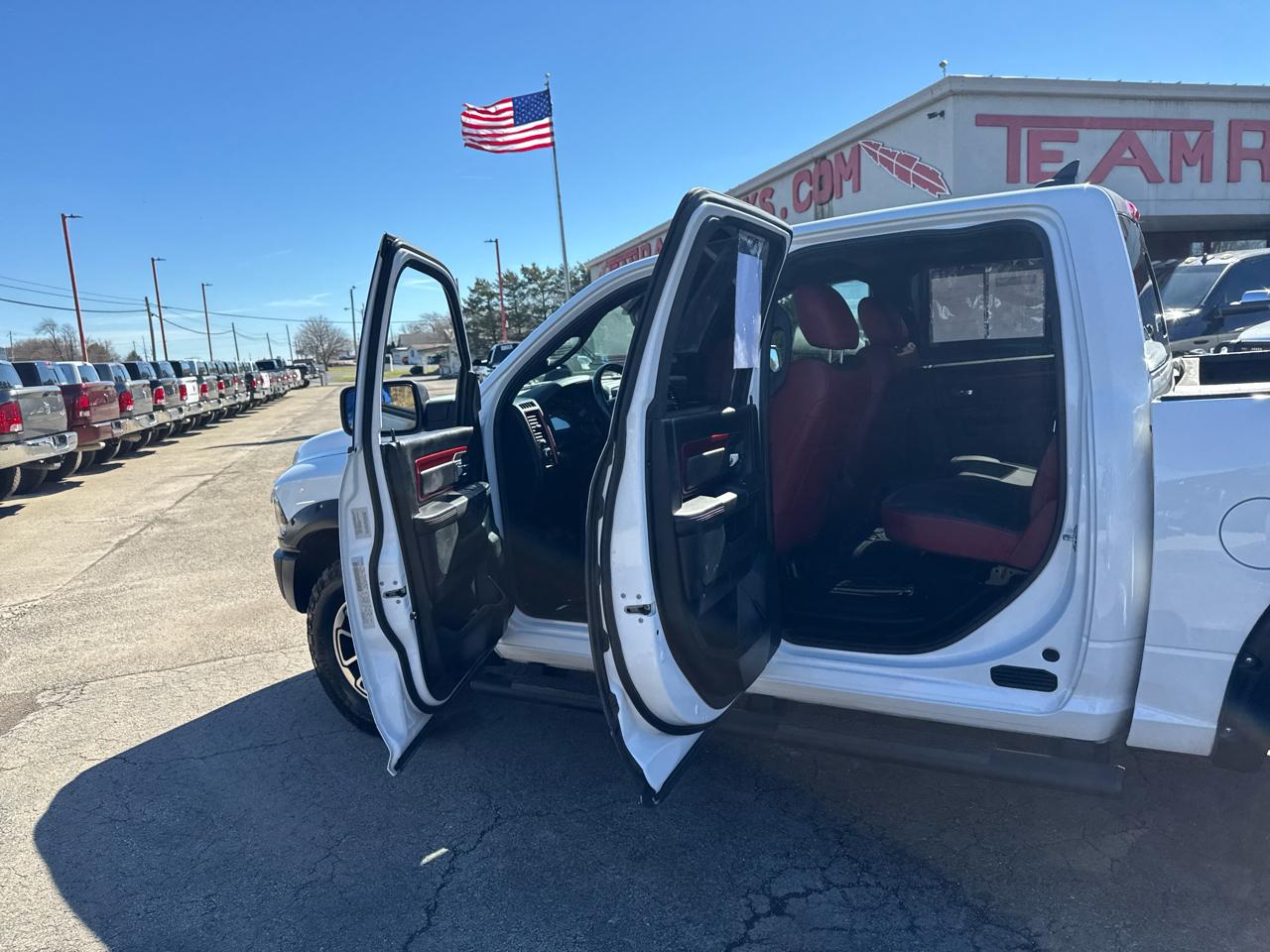 RAM 1500 Rebel 4x4 Crew Cab 5'7" Box 2017