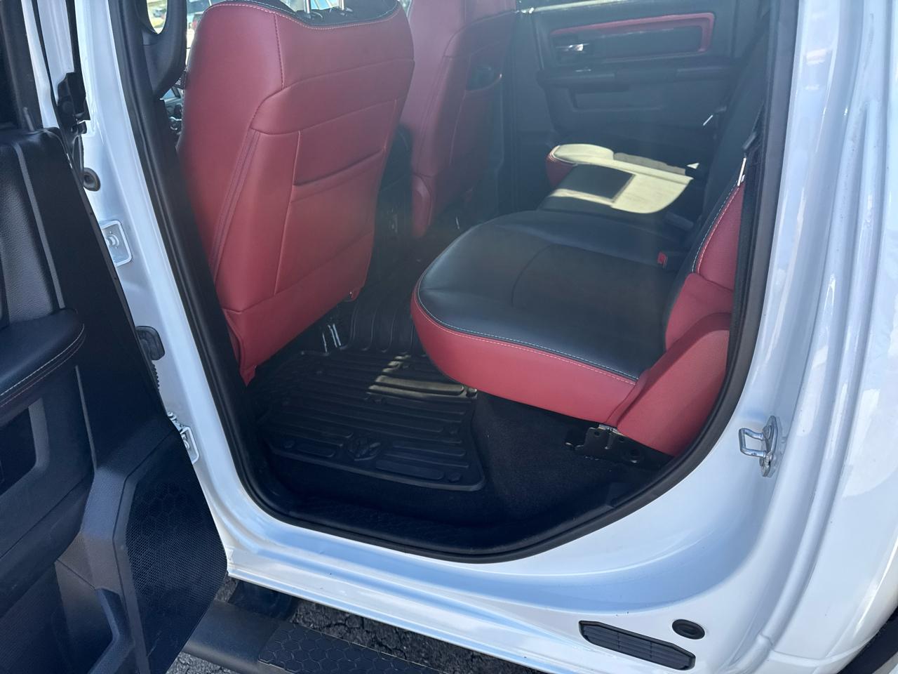 RAM 1500 Rebel 4x4 Crew Cab 5'7" Box 2017