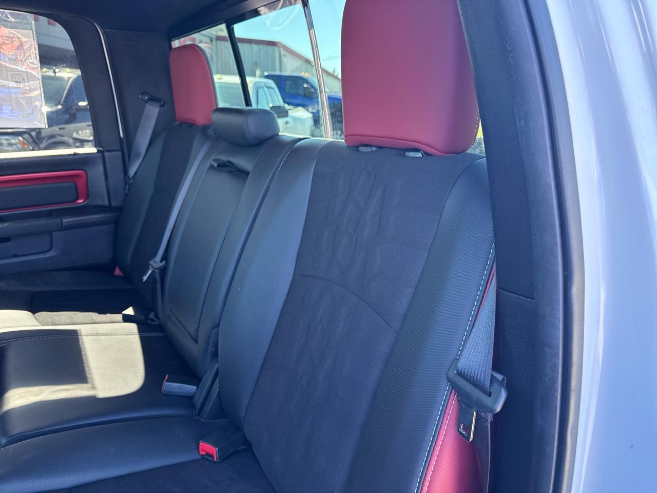 RAM 1500 Rebel 4x4 Crew Cab 5'7" Box 2017