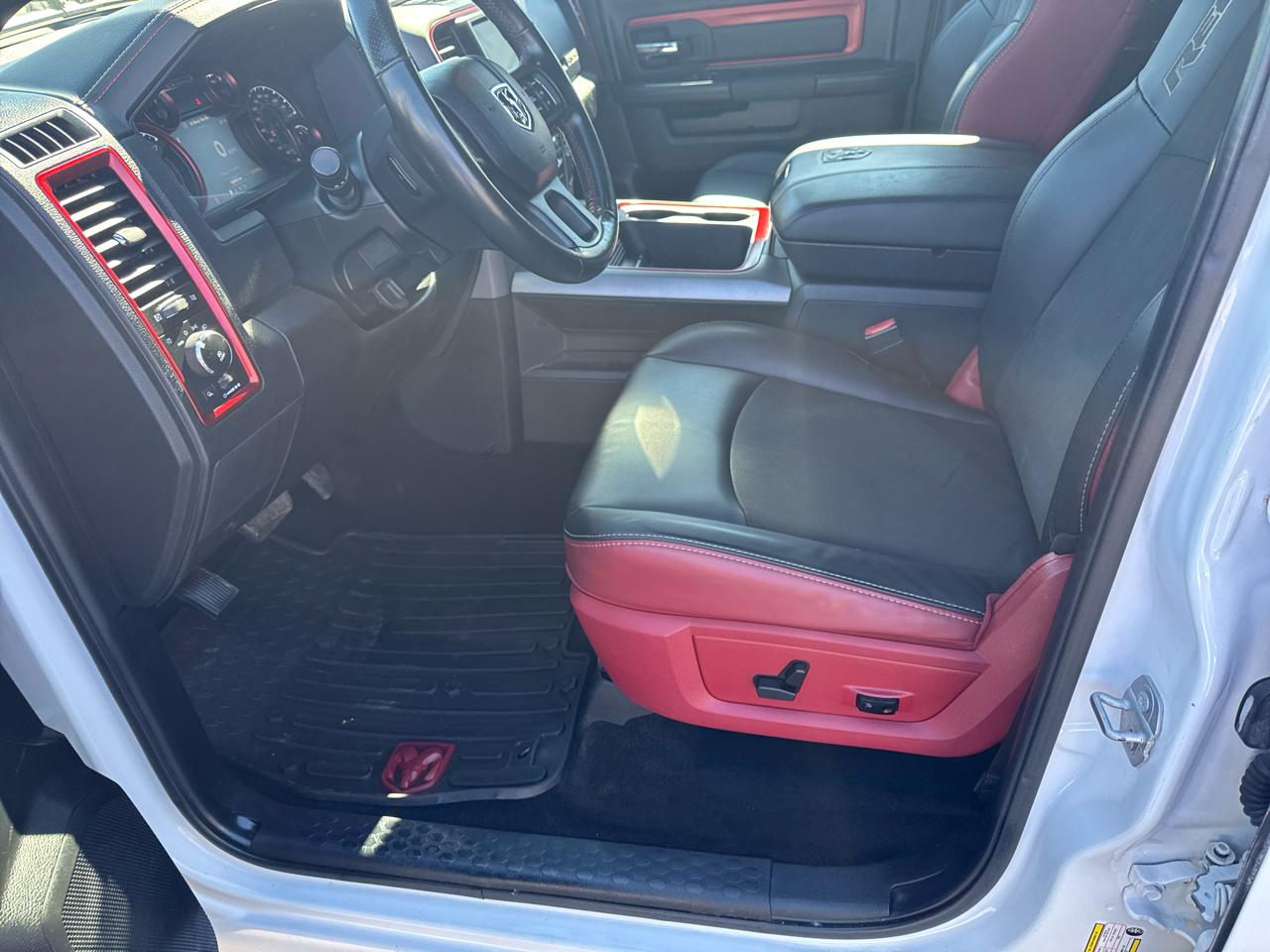 RAM 1500 Rebel 4x4 Crew Cab 5'7" Box 2017