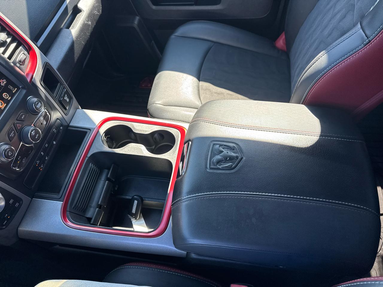 RAM 1500 Rebel 4x4 Crew Cab 5'7" Box 2017