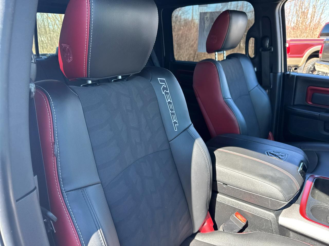 RAM 1500 Rebel 4x4 Crew Cab 5'7" Box 2017