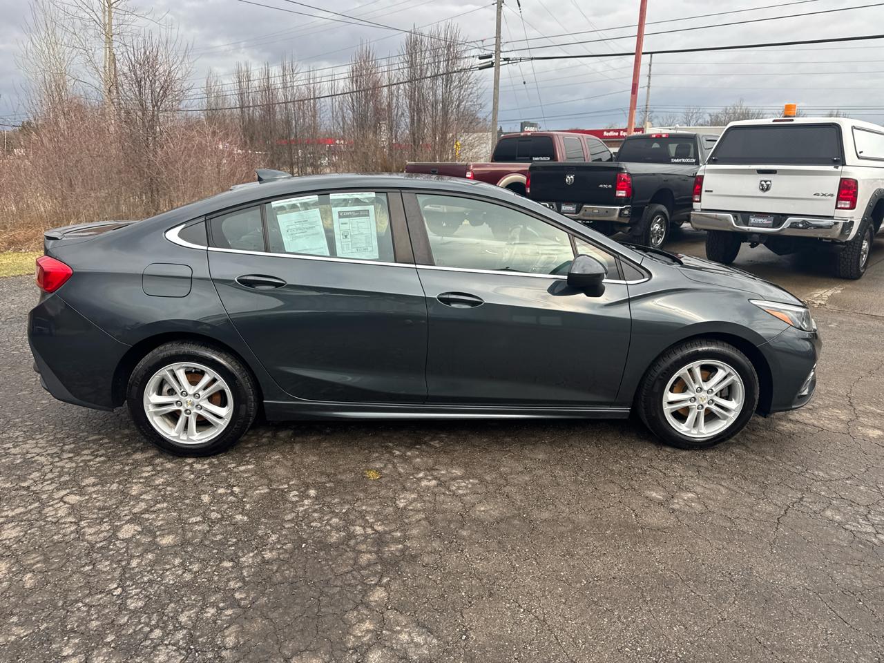 Chevrolet Cruze 4dr Sdn 1.4L LT w/1SC 2017