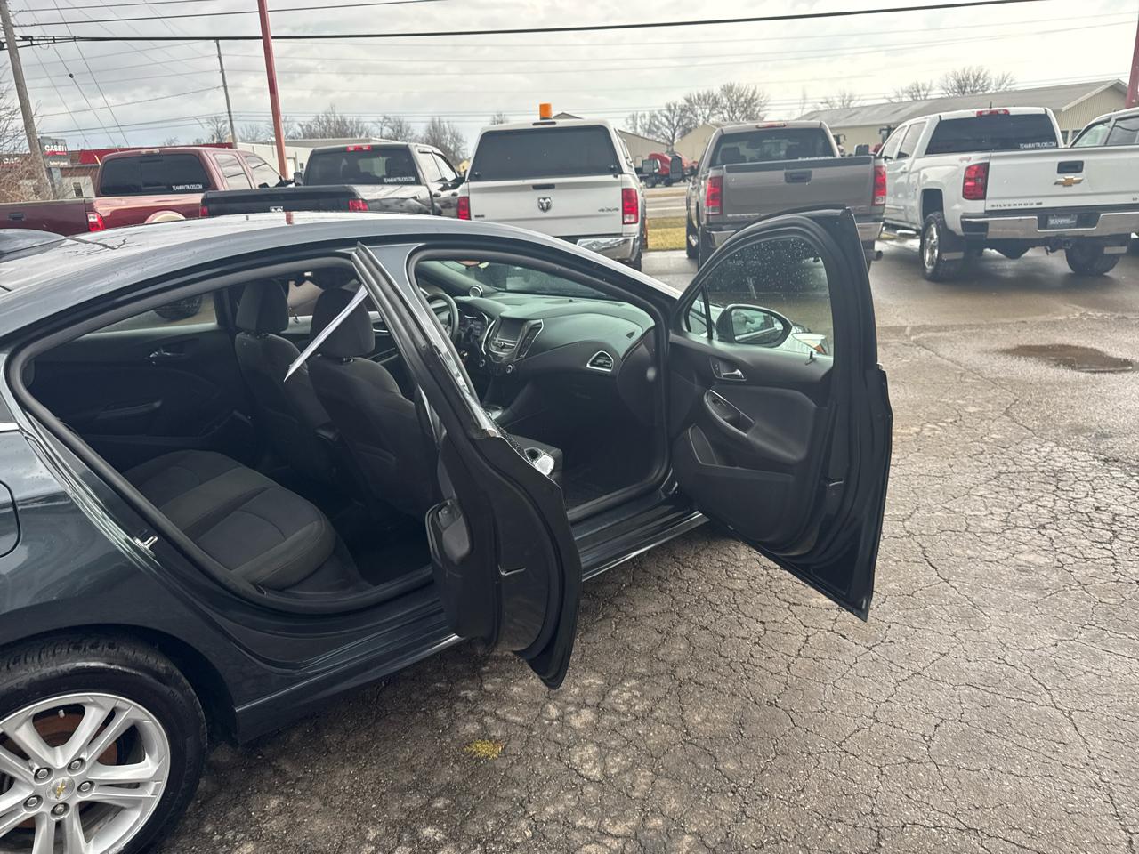 Chevrolet Cruze 4dr Sdn 1.4L LT w/1SC 2017