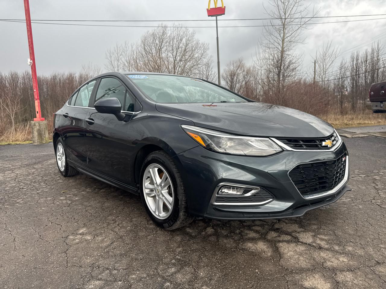 Chevrolet Cruze 4dr Sdn 1.4L LT w/1SC 2017