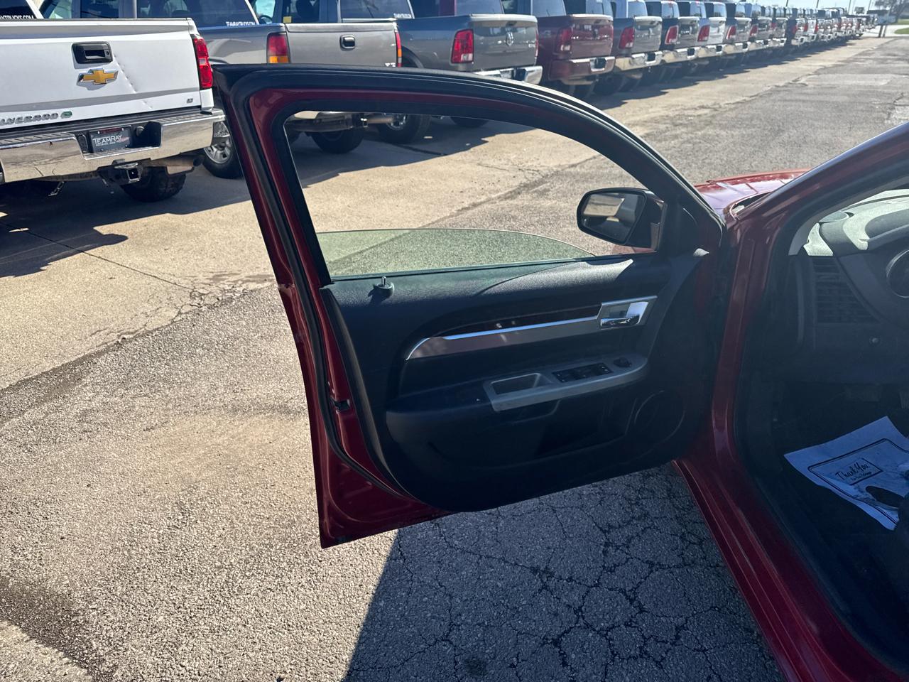 Chrysler Sebring 4dr Sdn Limited 2010