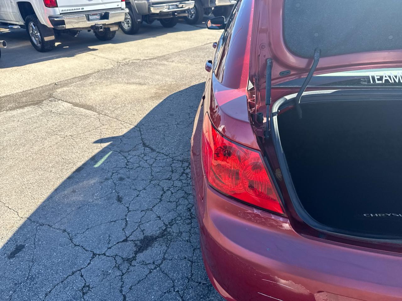 Chrysler Sebring 4dr Sdn Limited 2010