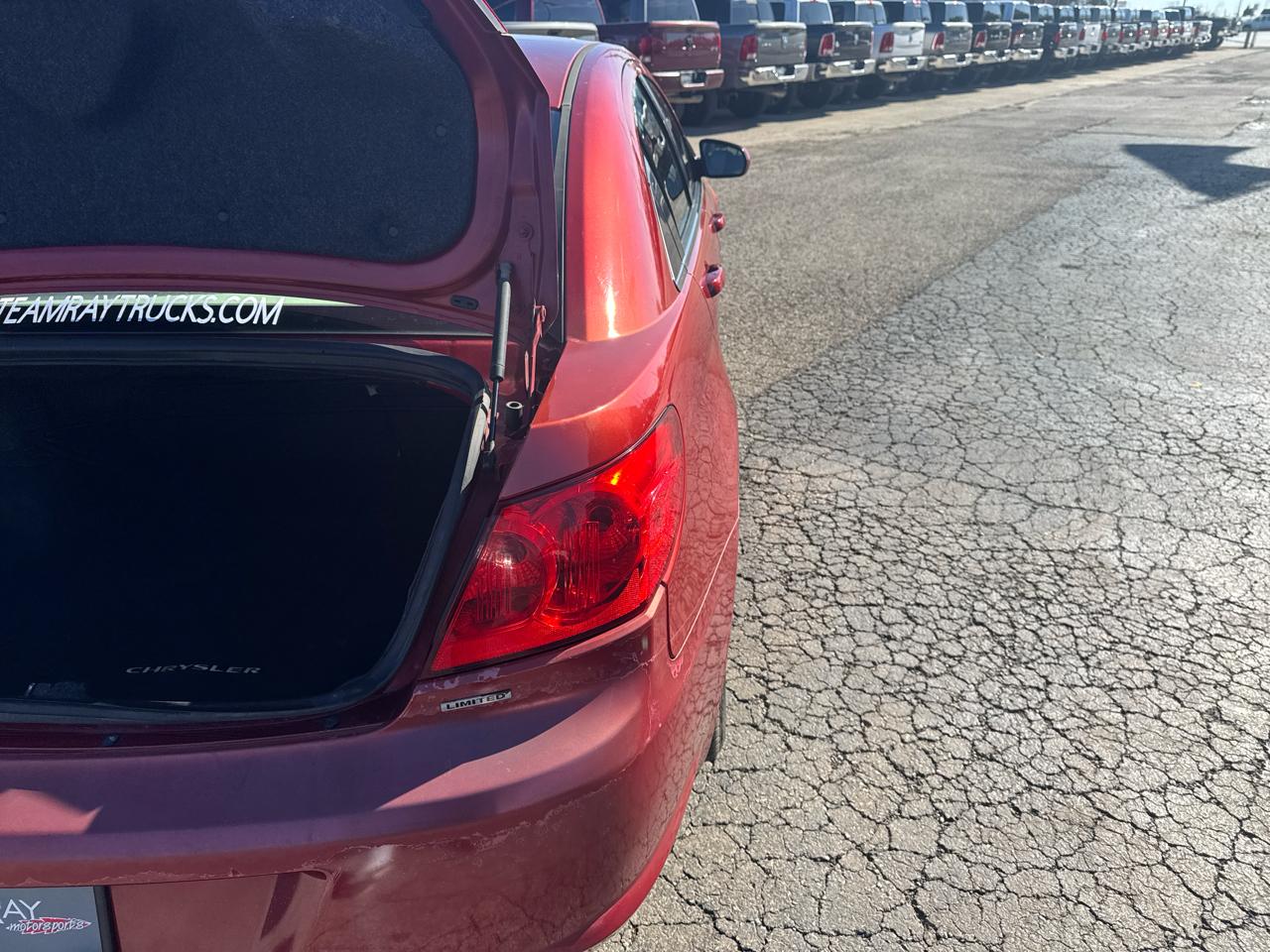 Chrysler Sebring 4dr Sdn Limited 2010