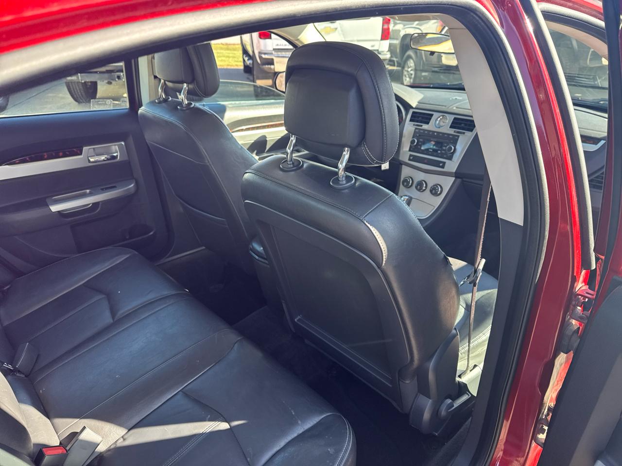 Chrysler Sebring 4dr Sdn Limited 2010