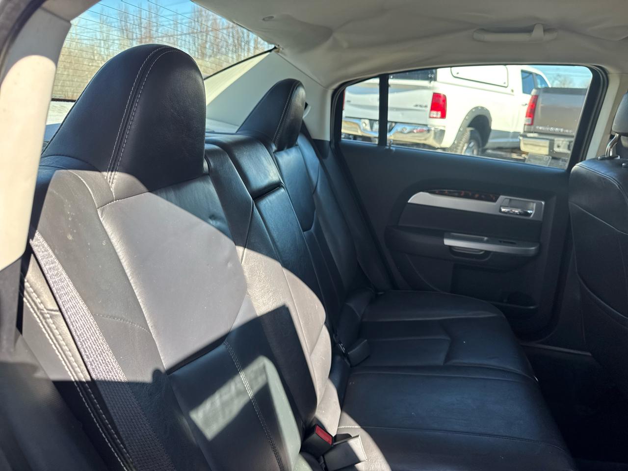 Chrysler Sebring 4dr Sdn Limited 2010