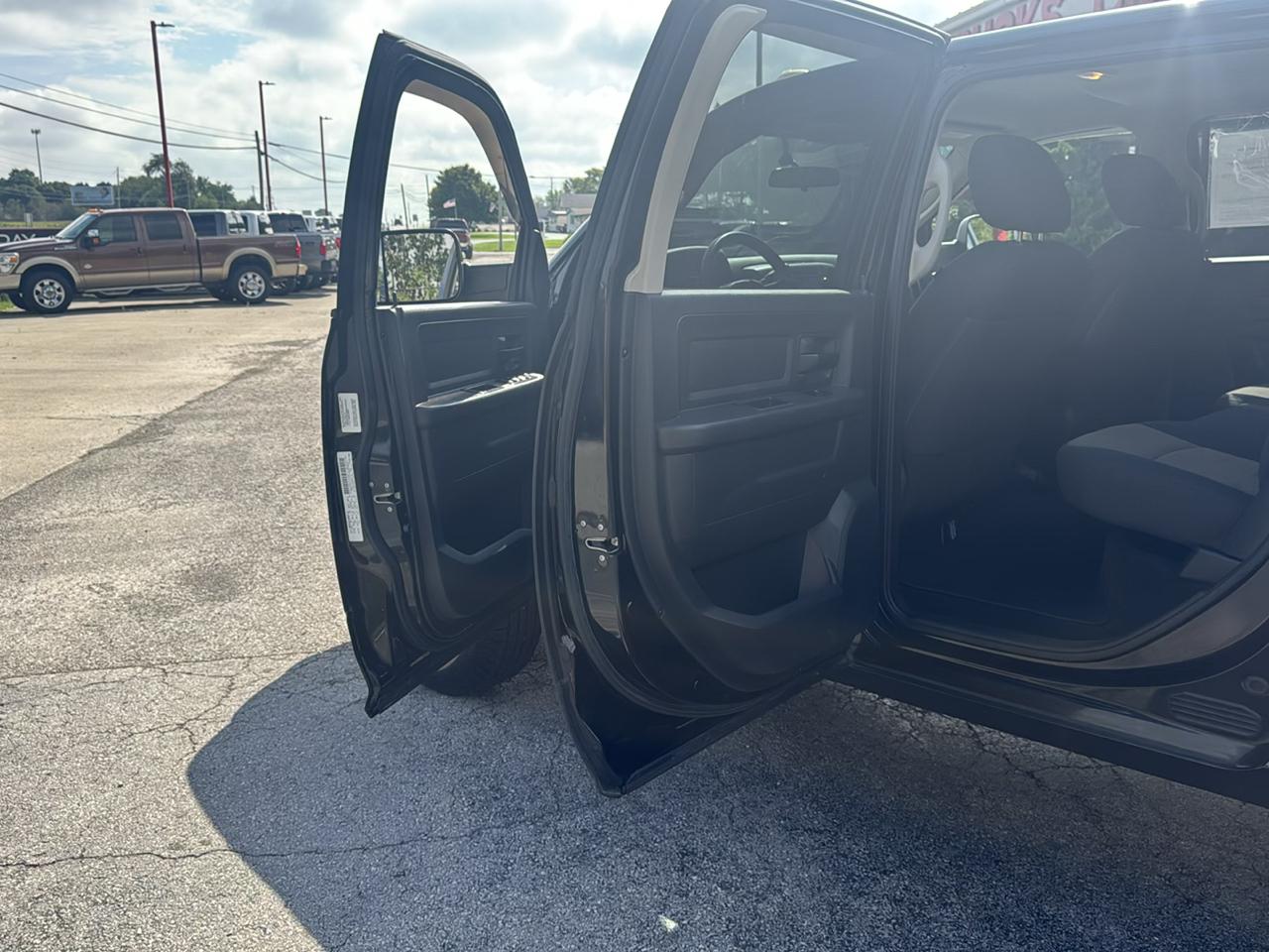RAM 2500 4WD Crew Cab 149" ST 2012