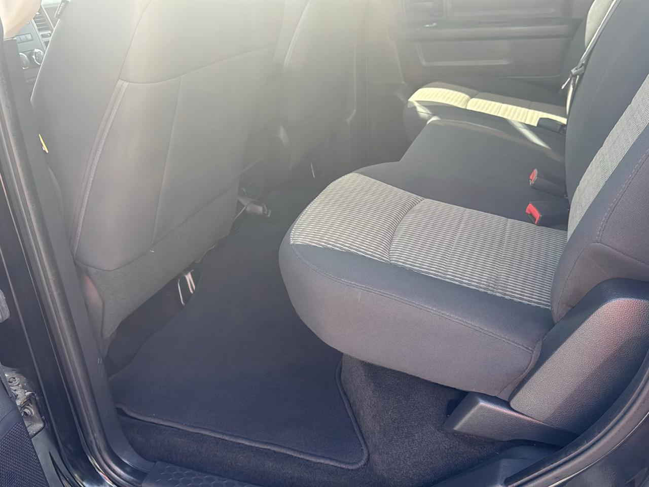 RAM 2500 4WD Crew Cab 149" ST 2012