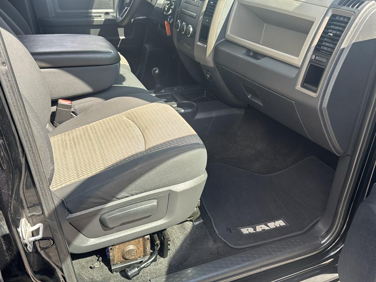 RAM 2500 4WD Crew Cab 149" ST 2012
