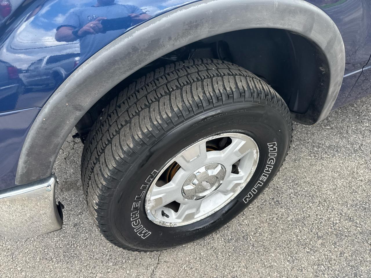 Ford F-150 4WD SuperCrew 145" XLT 2012