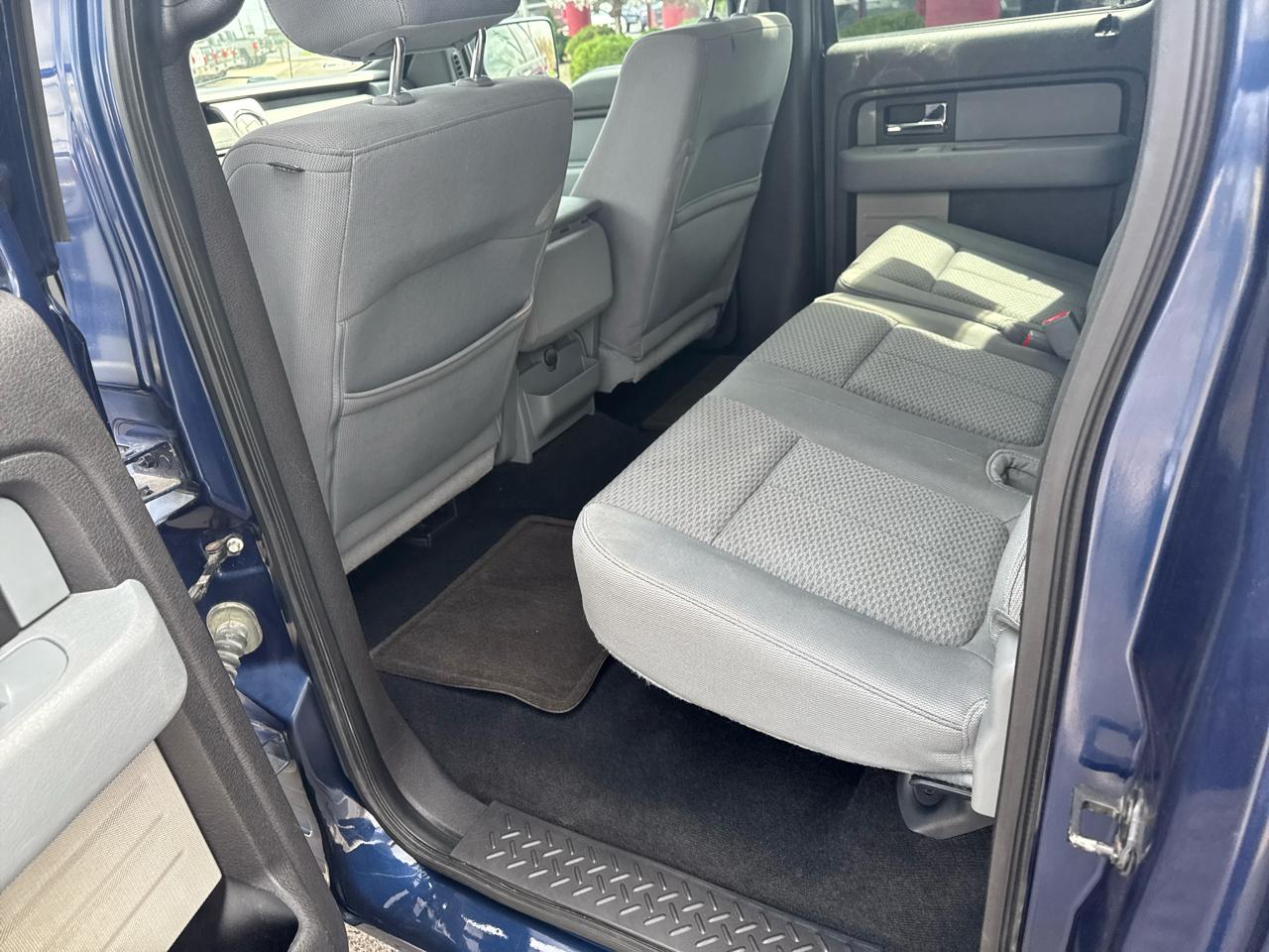 Ford F-150 4WD SuperCrew 145" XLT 2012