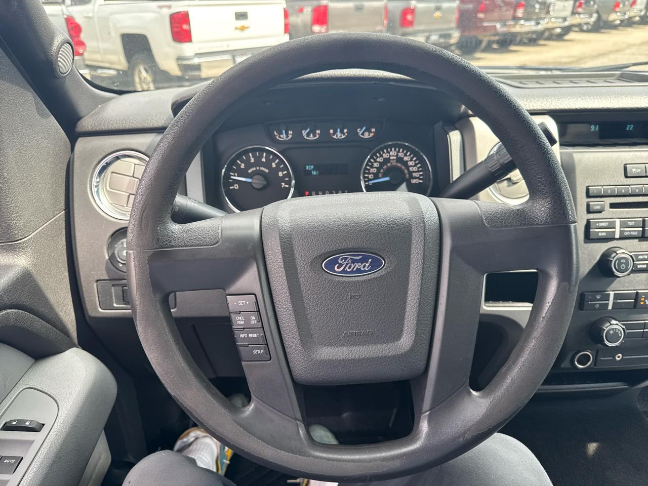 Ford F-150 4WD SuperCrew 145" XLT 2012