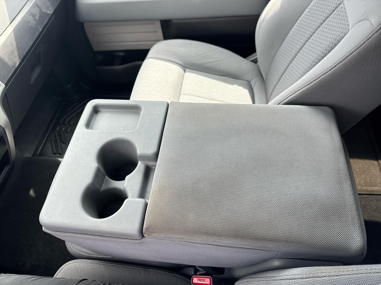 Ford F-150 4WD SuperCrew 145" XLT 2012