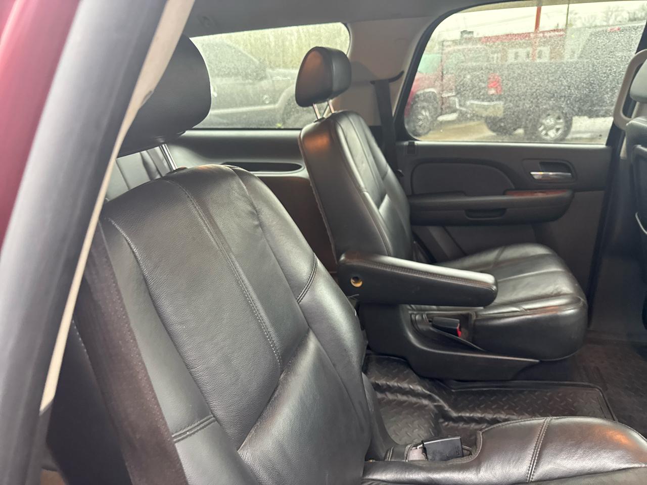 Chevrolet Tahoe 4WD 4dr 1500 LT w/3LT 2008