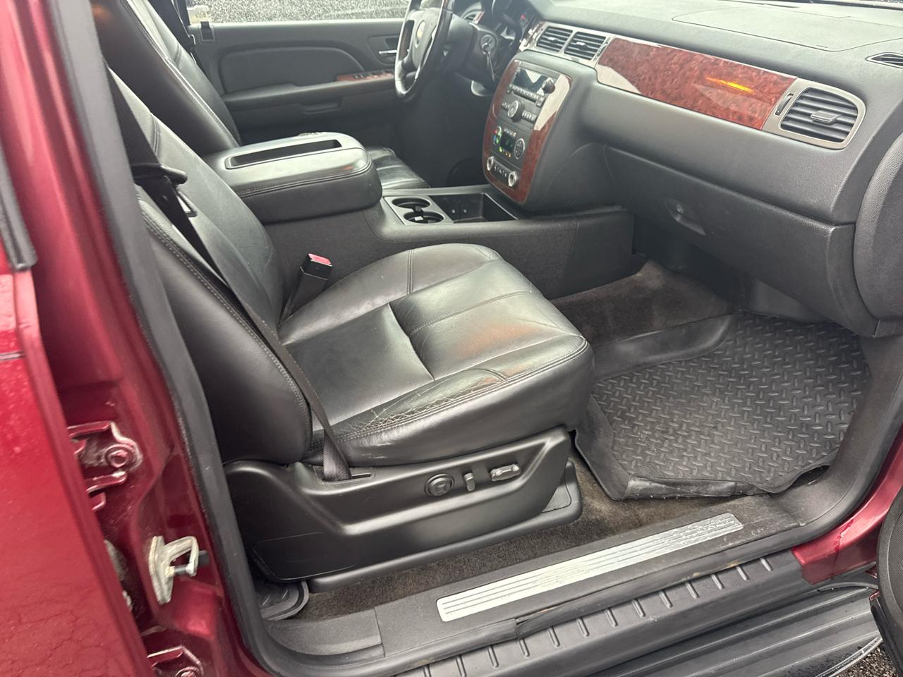 Chevrolet Tahoe 4WD 4dr 1500 LT w/3LT 2008