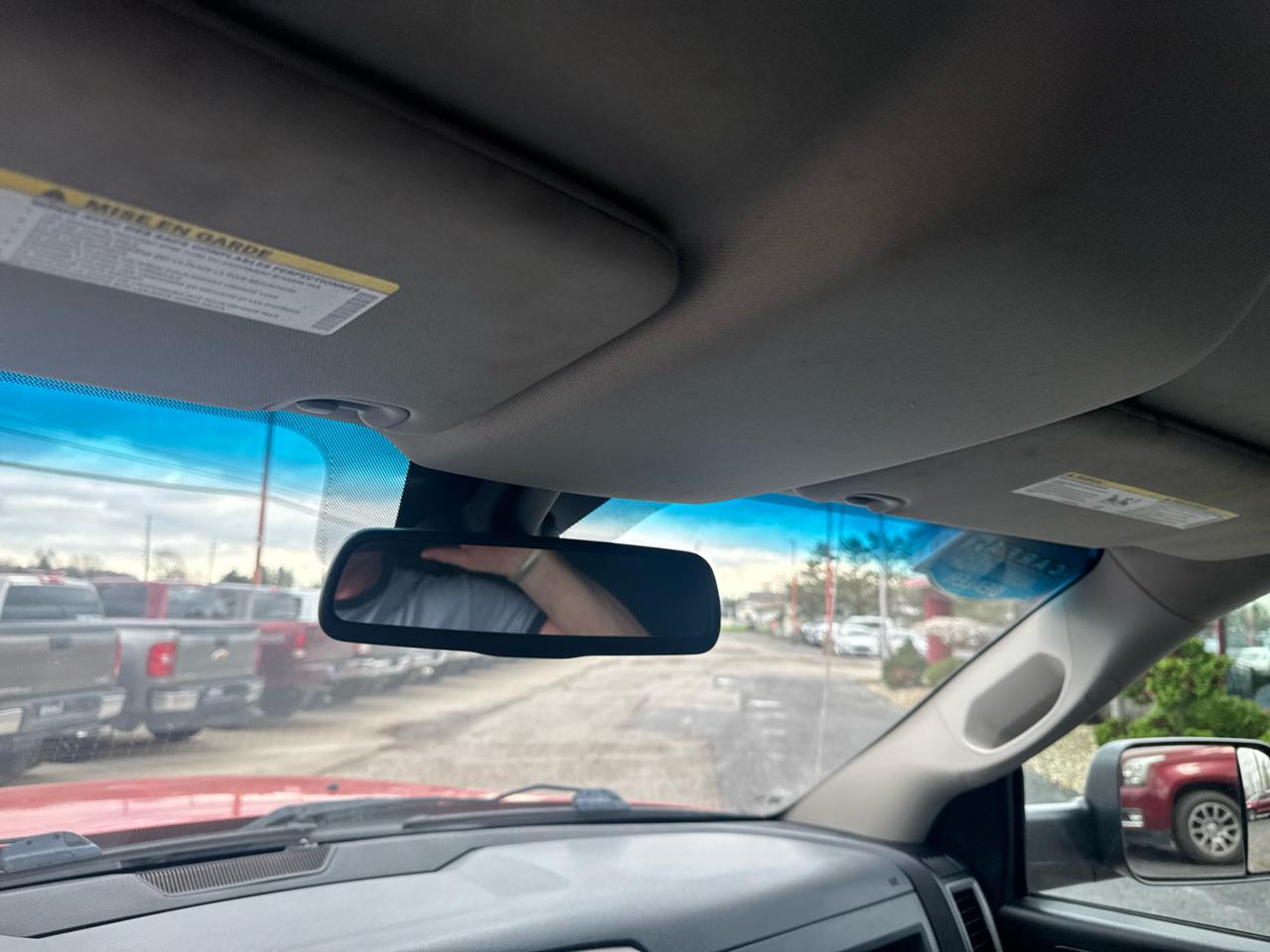 RAM 2500 Tradesman 4x4 Crew Cab 6'4" Box 2017