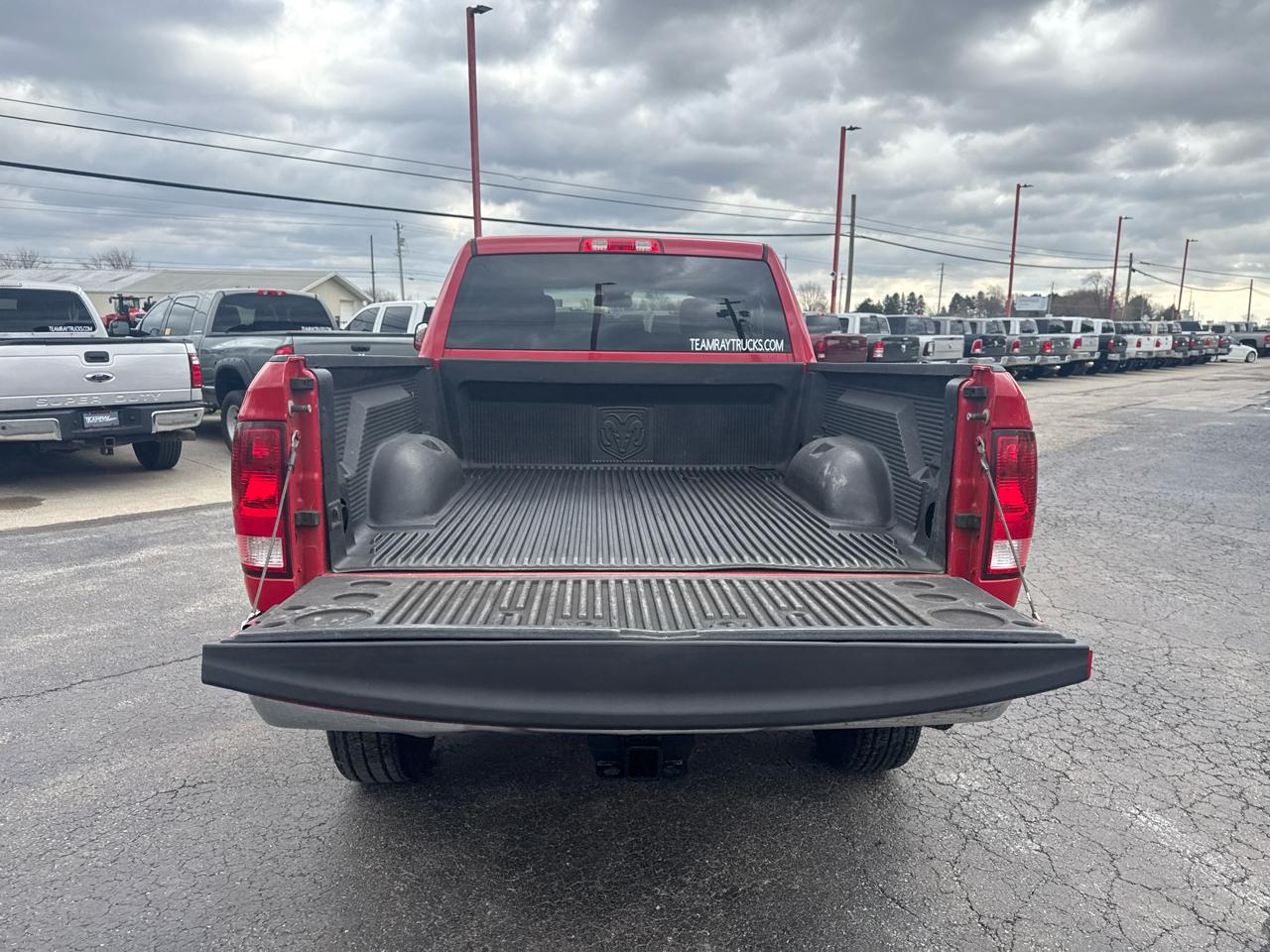 RAM 2500 Tradesman 4x4 Crew Cab 6'4" Box 2017