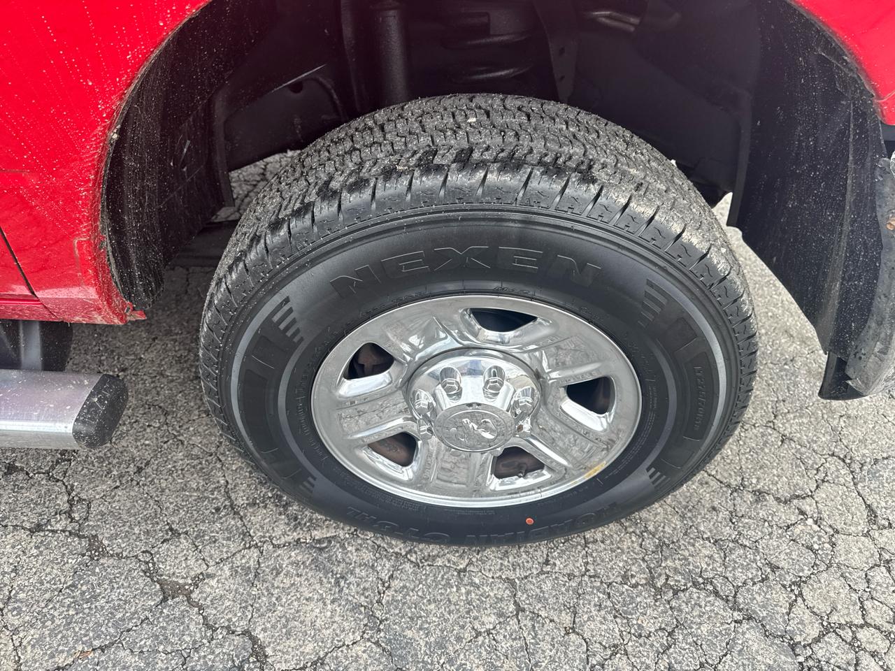 RAM 2500 Tradesman 4x4 Crew Cab 6'4" Box 2017