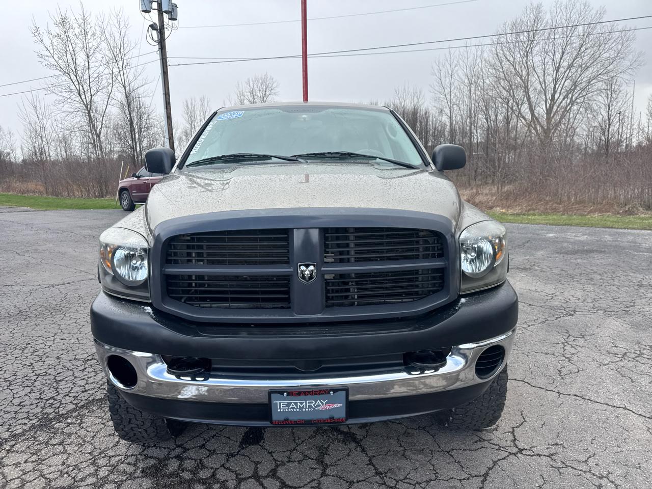 Dodge Ram 2500 4WD Reg Cab 140.5" ST 2007