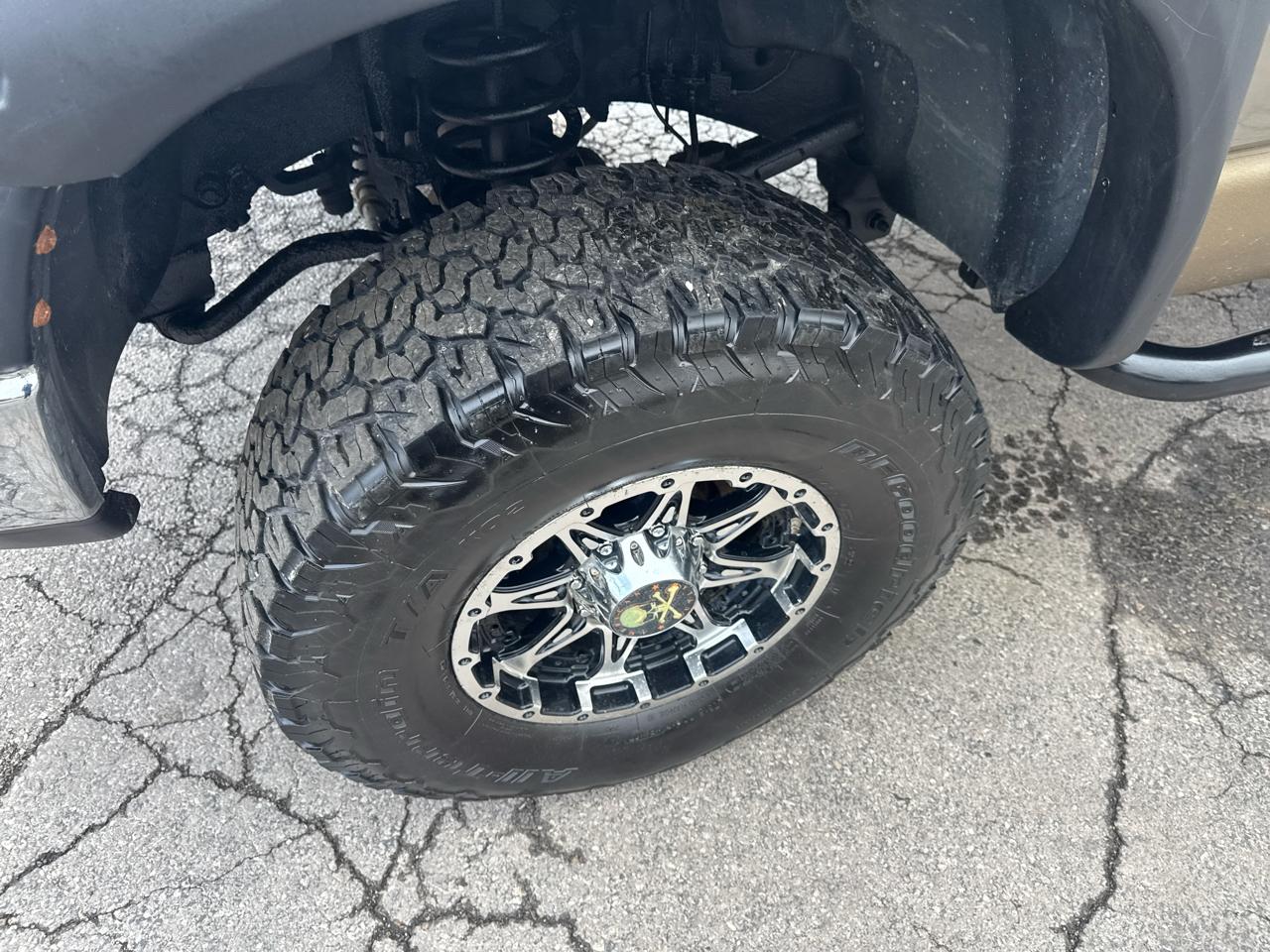 Dodge Ram 2500 4WD Reg Cab 140.5" ST 2007