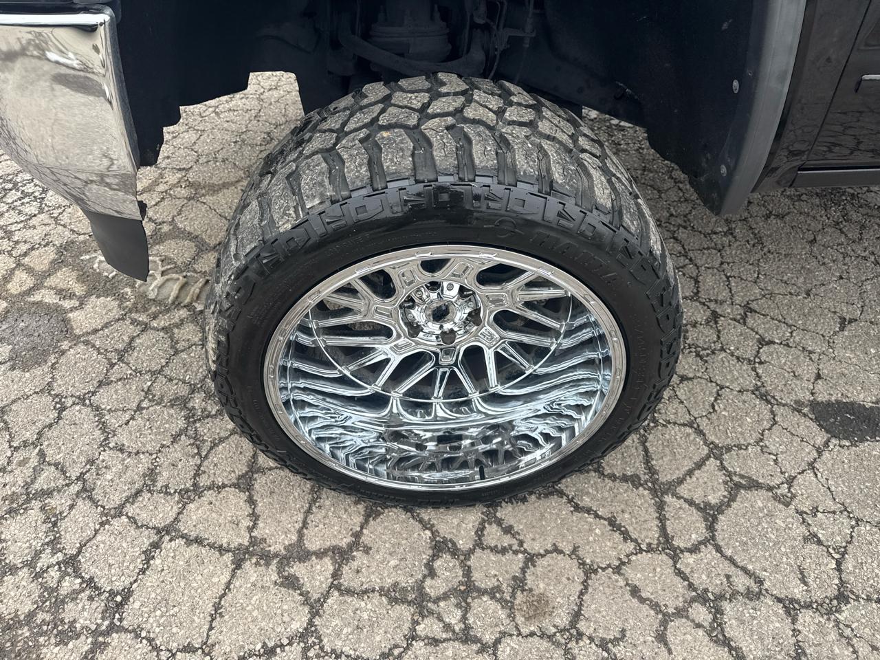 GMC Sierra 1500 4WD Crew Cab 153.0" SLE 2017