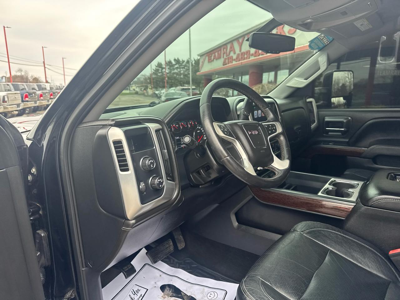 GMC Sierra 1500 4WD Crew Cab 153.0" SLE 2017