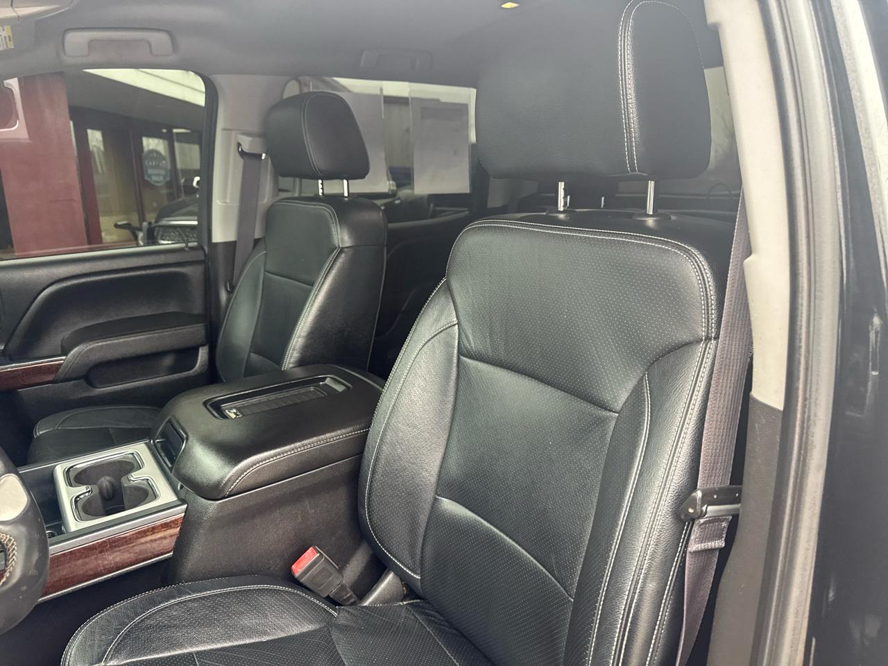 GMC Sierra 1500 4WD Crew Cab 153.0" SLE 2017