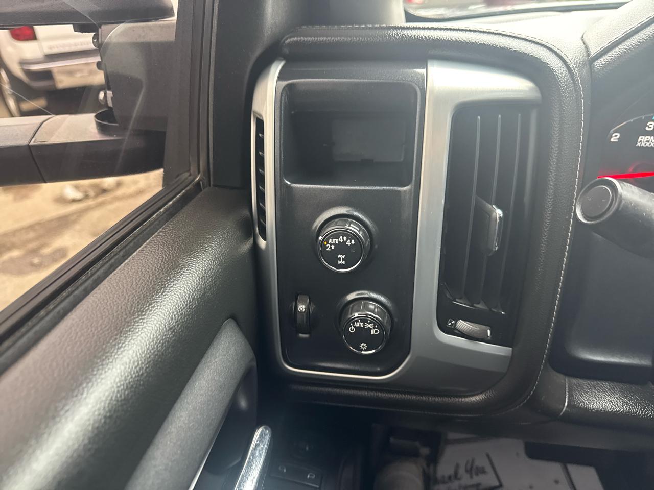 GMC Sierra 1500 4WD Crew Cab 153.0" SLE 2017