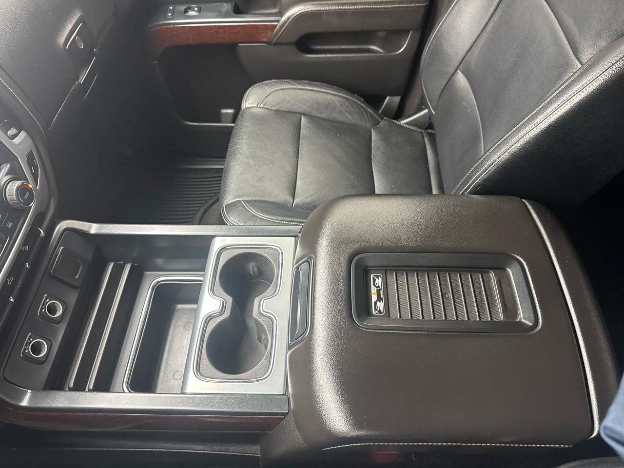 GMC Sierra 1500 4WD Crew Cab 153.0" SLE 2017