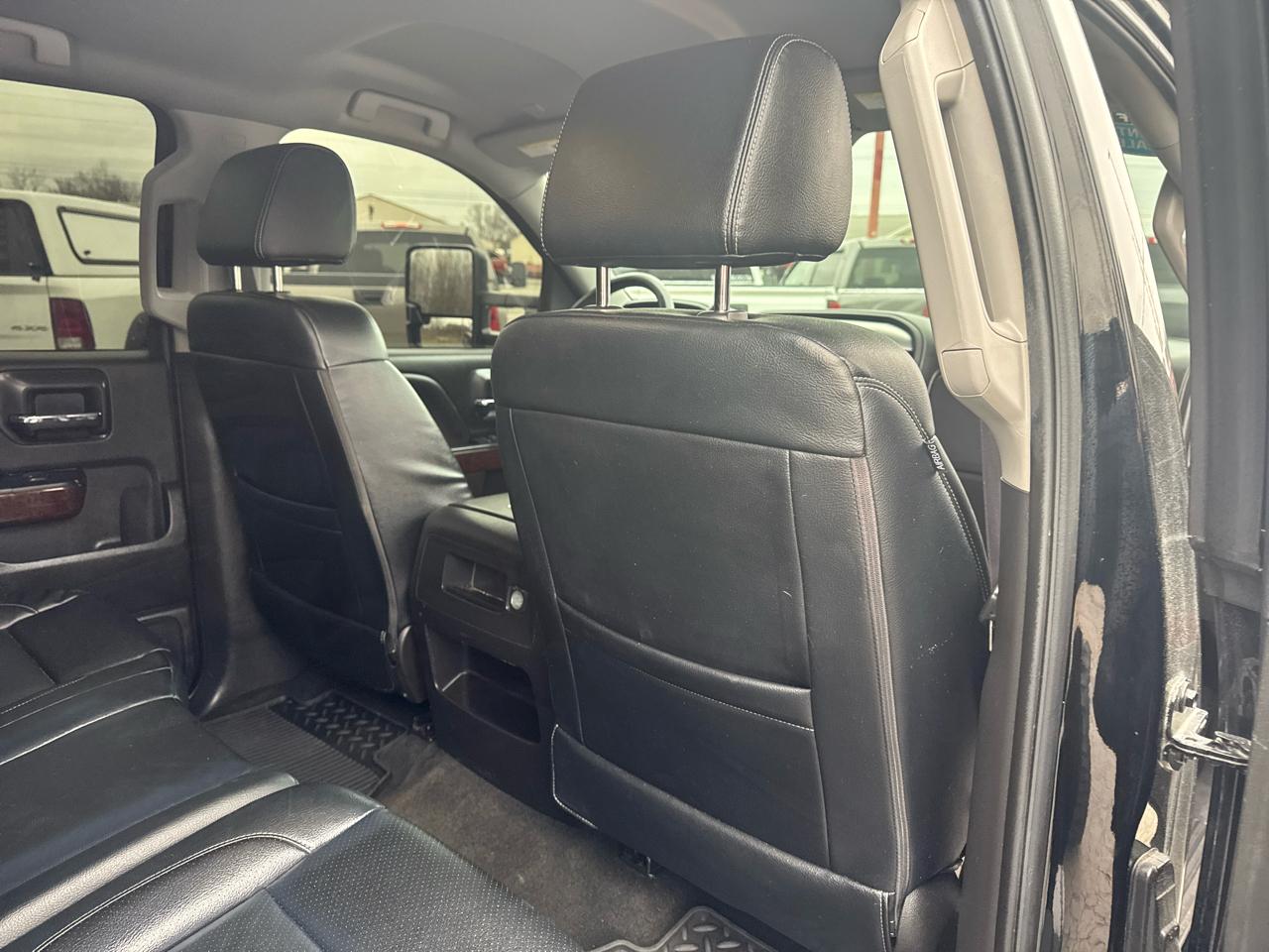 GMC Sierra 1500 4WD Crew Cab 153.0" SLE 2017