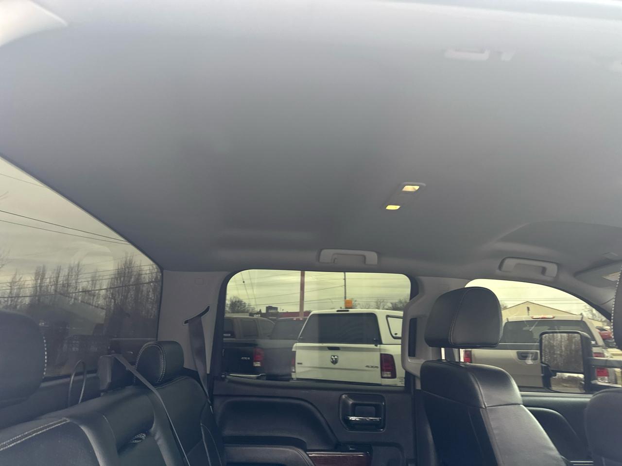 GMC Sierra 1500 4WD Crew Cab 153.0" SLE 2017