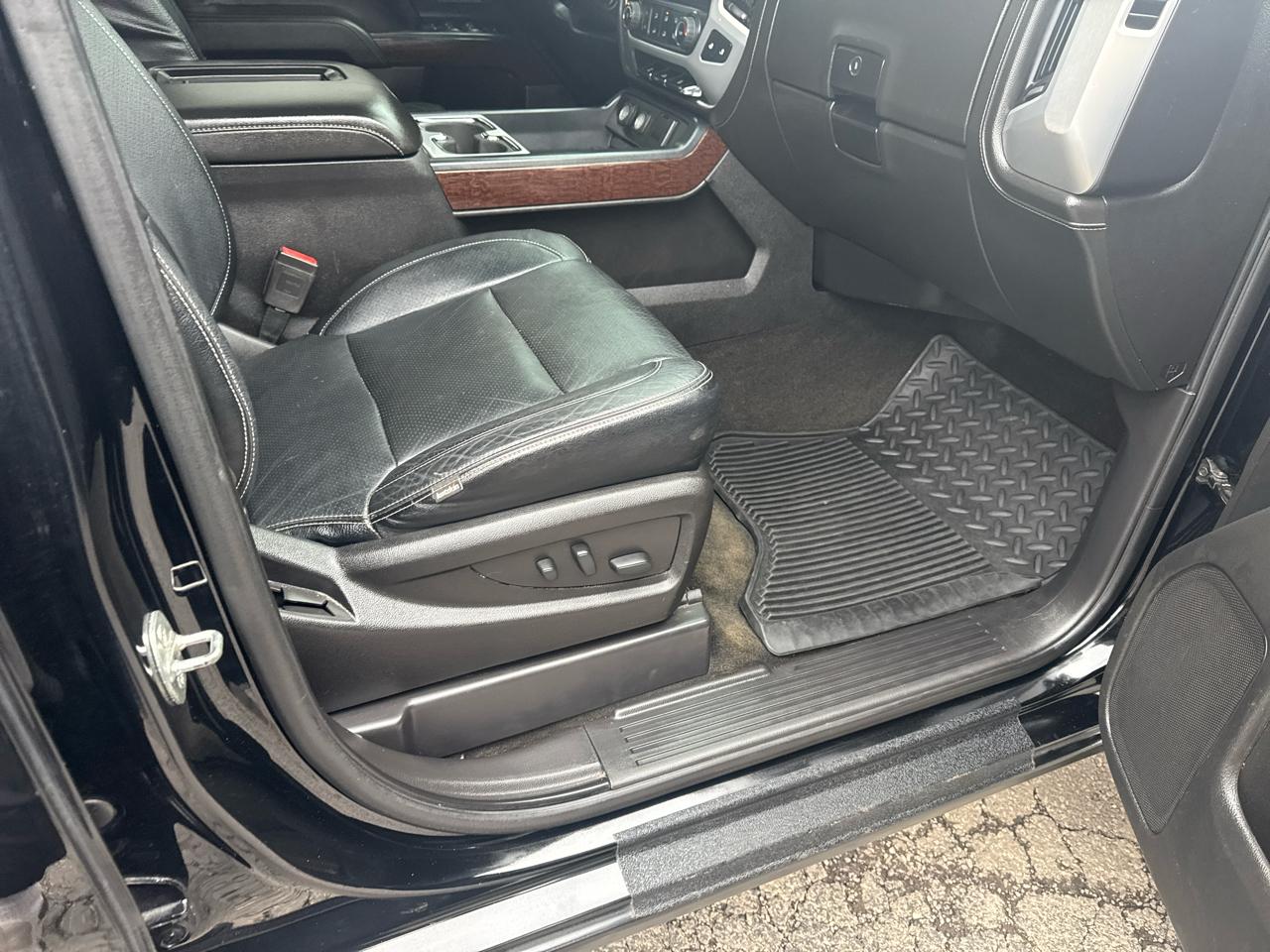 GMC Sierra 1500 4WD Crew Cab 153.0" SLE 2017