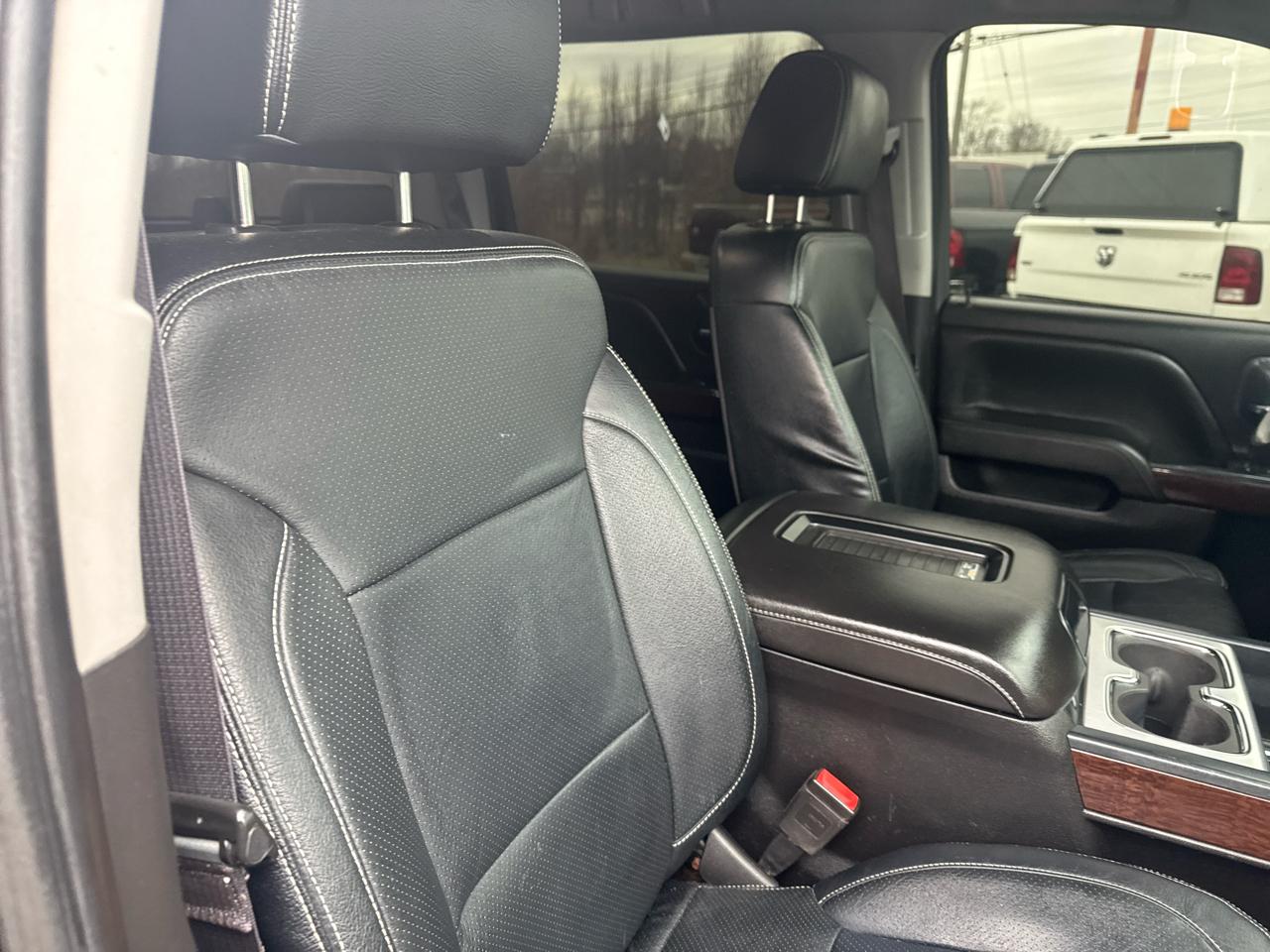 GMC Sierra 1500 4WD Crew Cab 153.0" SLE 2017