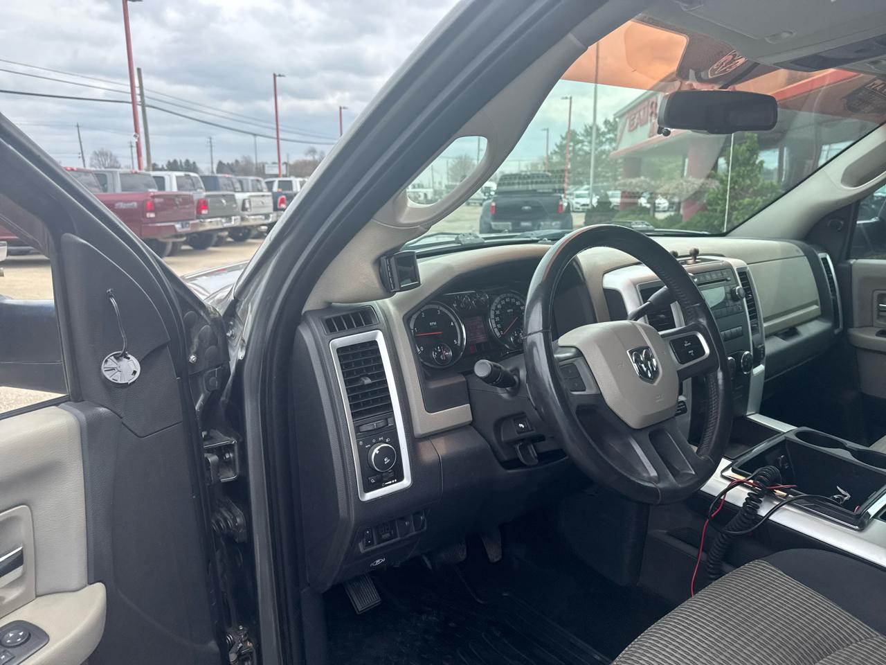 RAM 2500 4WD Crew Cab 149" Big Horn 2011