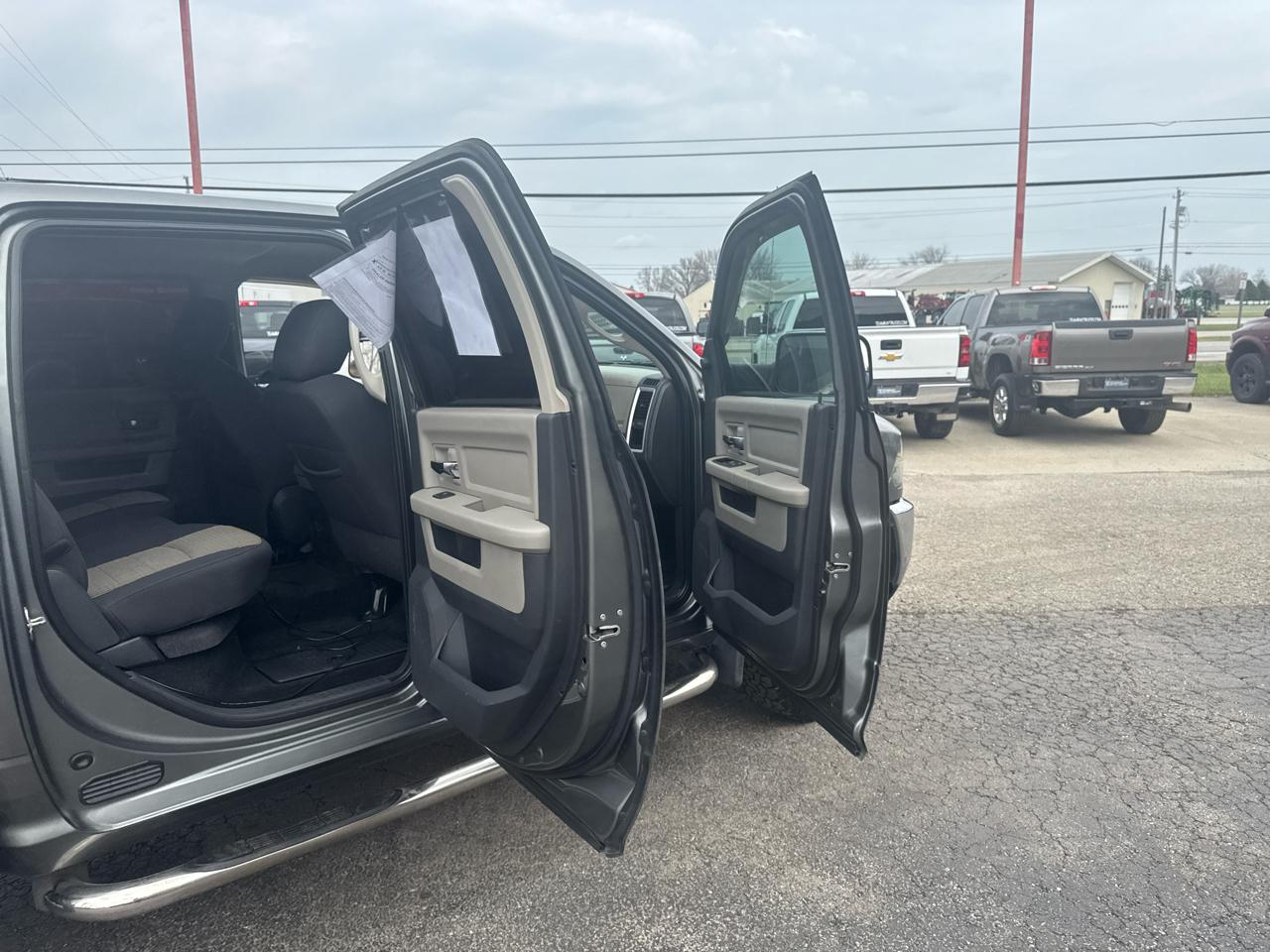 RAM 2500 4WD Crew Cab 149" Big Horn 2011