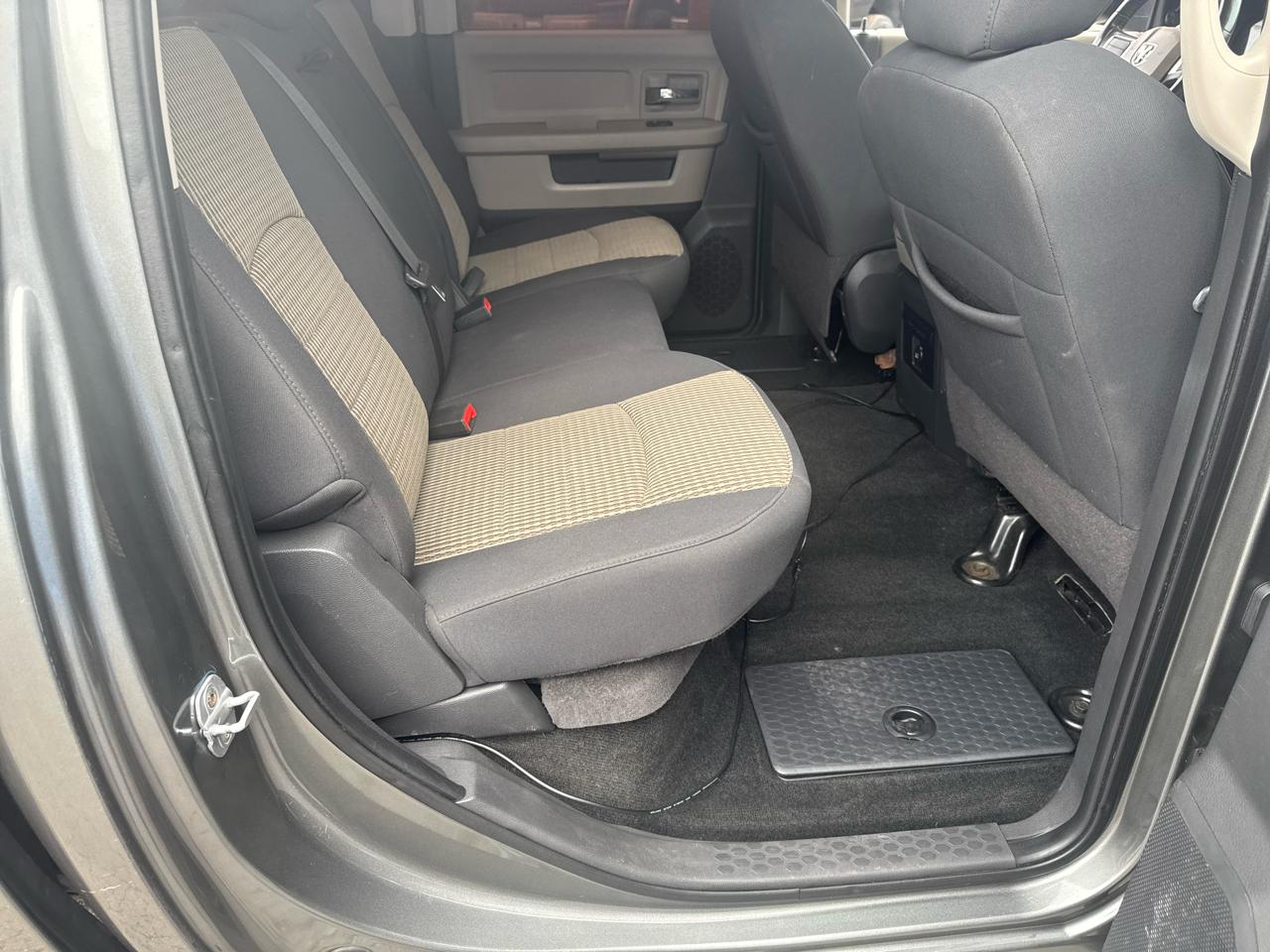 RAM 2500 4WD Crew Cab 149" Big Horn 2011