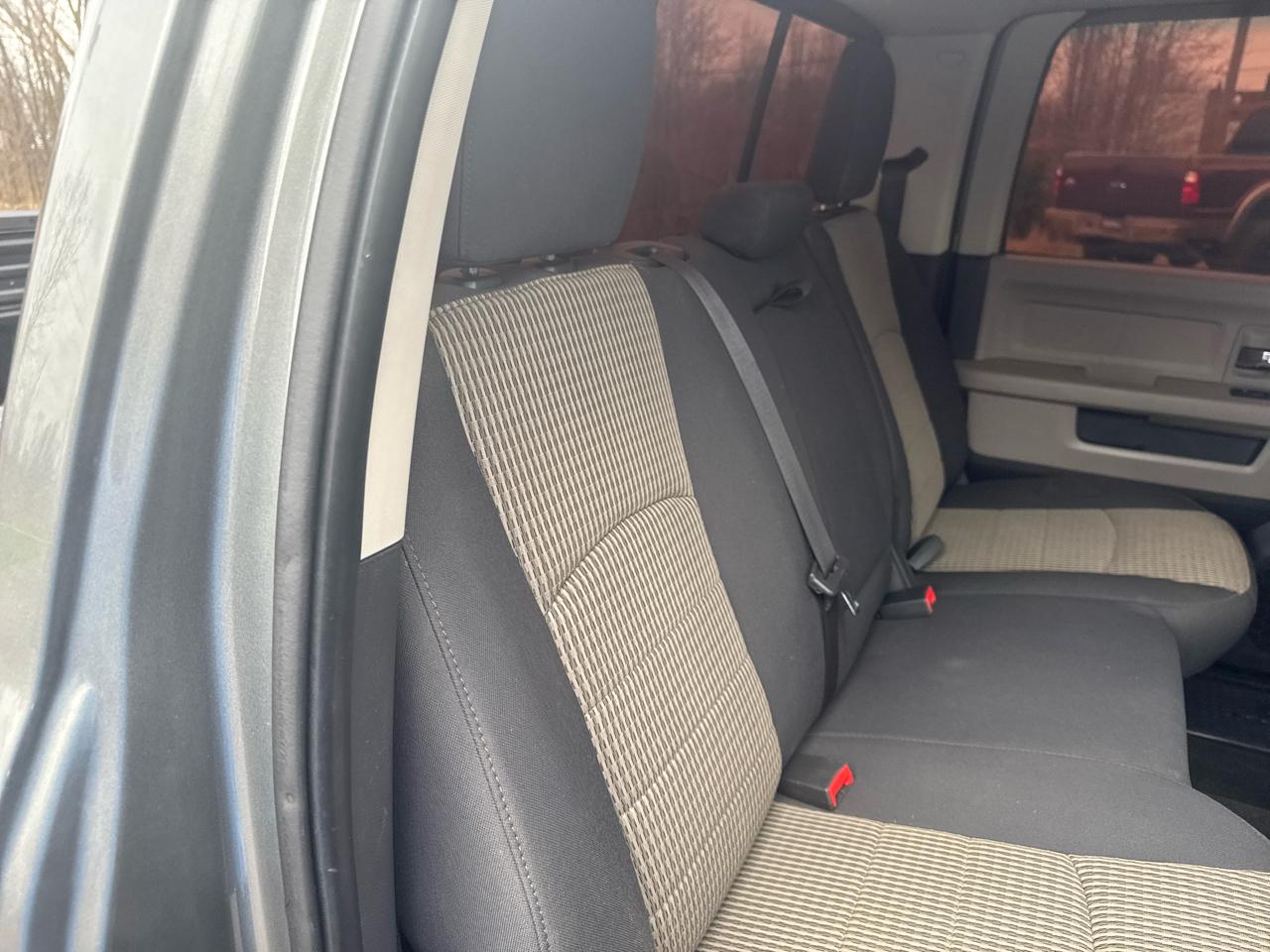 RAM 2500 4WD Crew Cab 149" Big Horn 2011