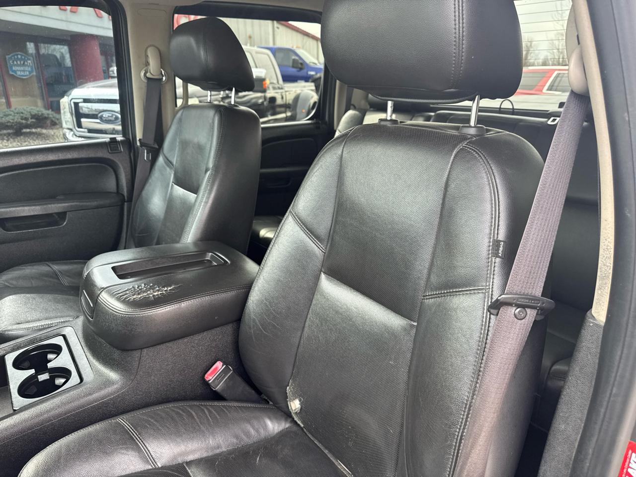 Chevrolet Silverado 2500HD 4WD Crew Cab 153.7" LTZ 2012