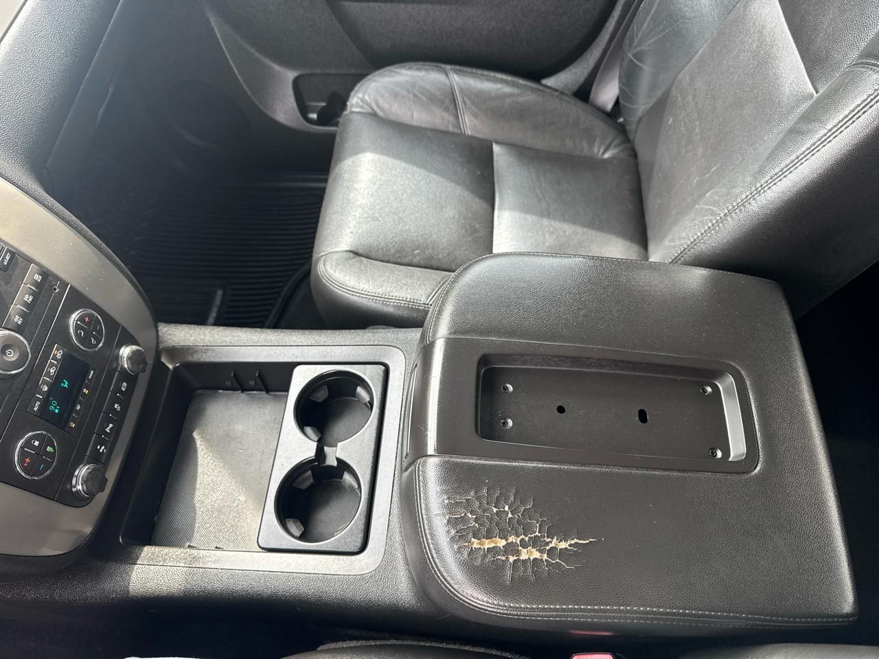 Chevrolet Silverado 2500HD 4WD Crew Cab 153.7" LTZ 2012