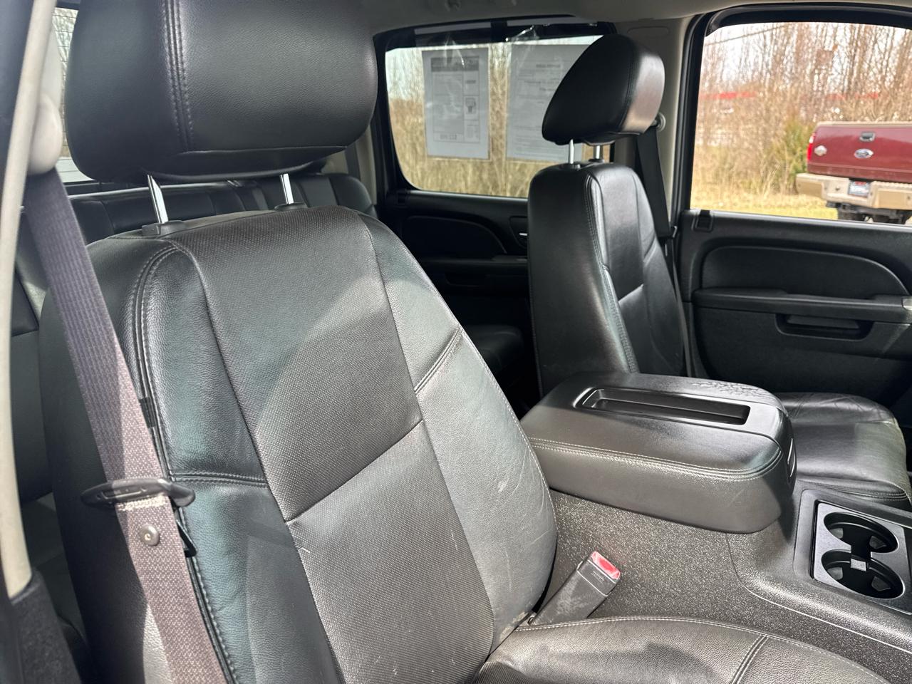 Chevrolet Silverado 2500HD 4WD Crew Cab 153.7" LTZ 2012