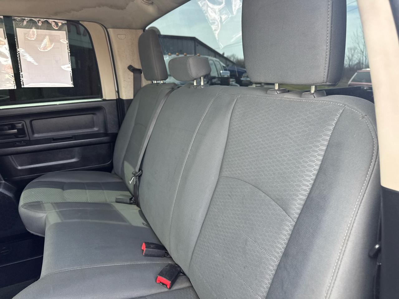 RAM 2500 4WD Crew Cab 149" Tradesman 2015