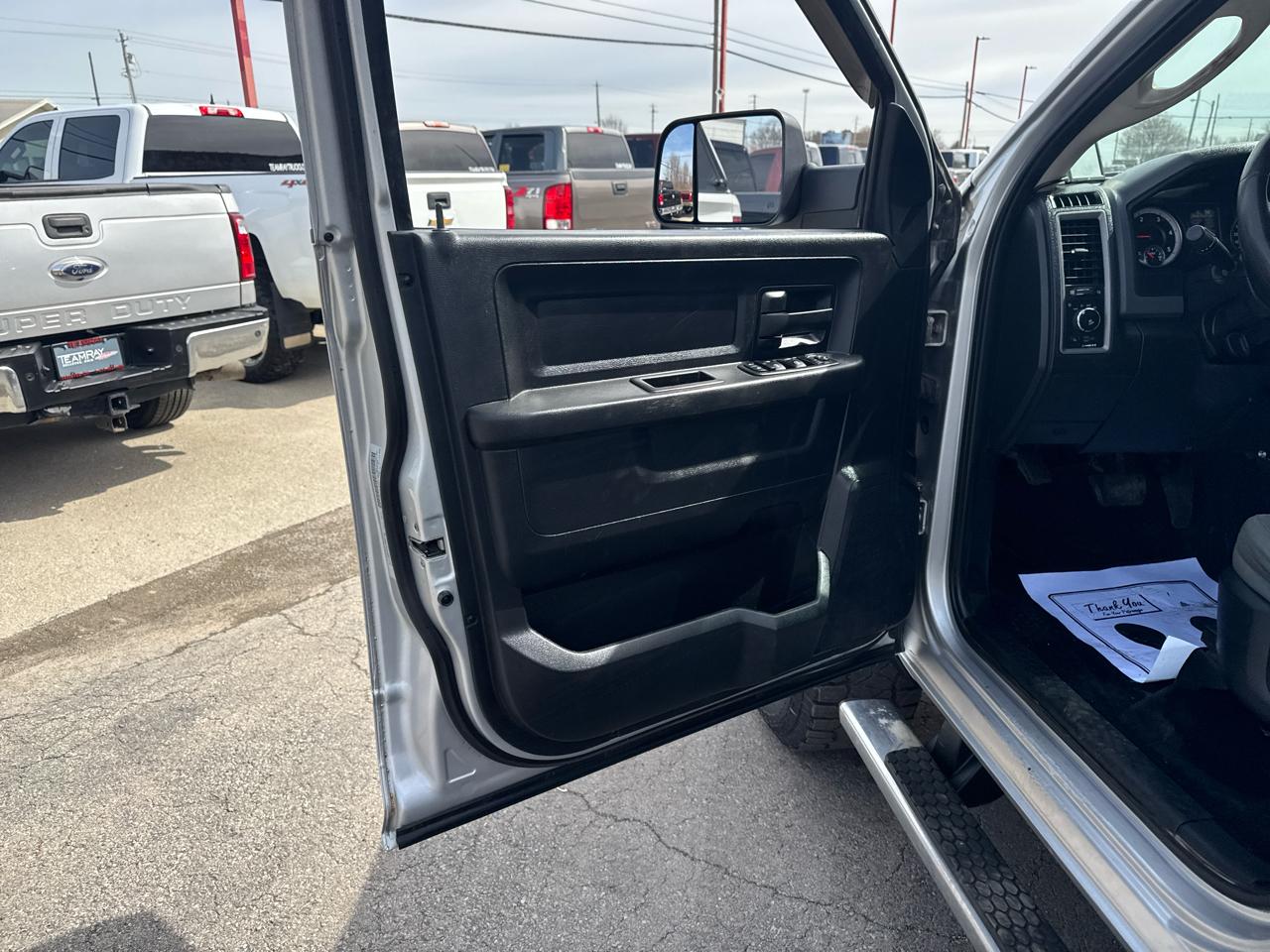 RAM 2500 4WD Crew Cab 149" Tradesman 2015