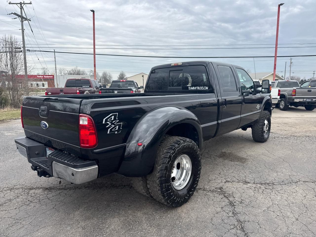 Ford Super Duty F-350 DRW 4WD Crew Cab 172" Lariat 2012
