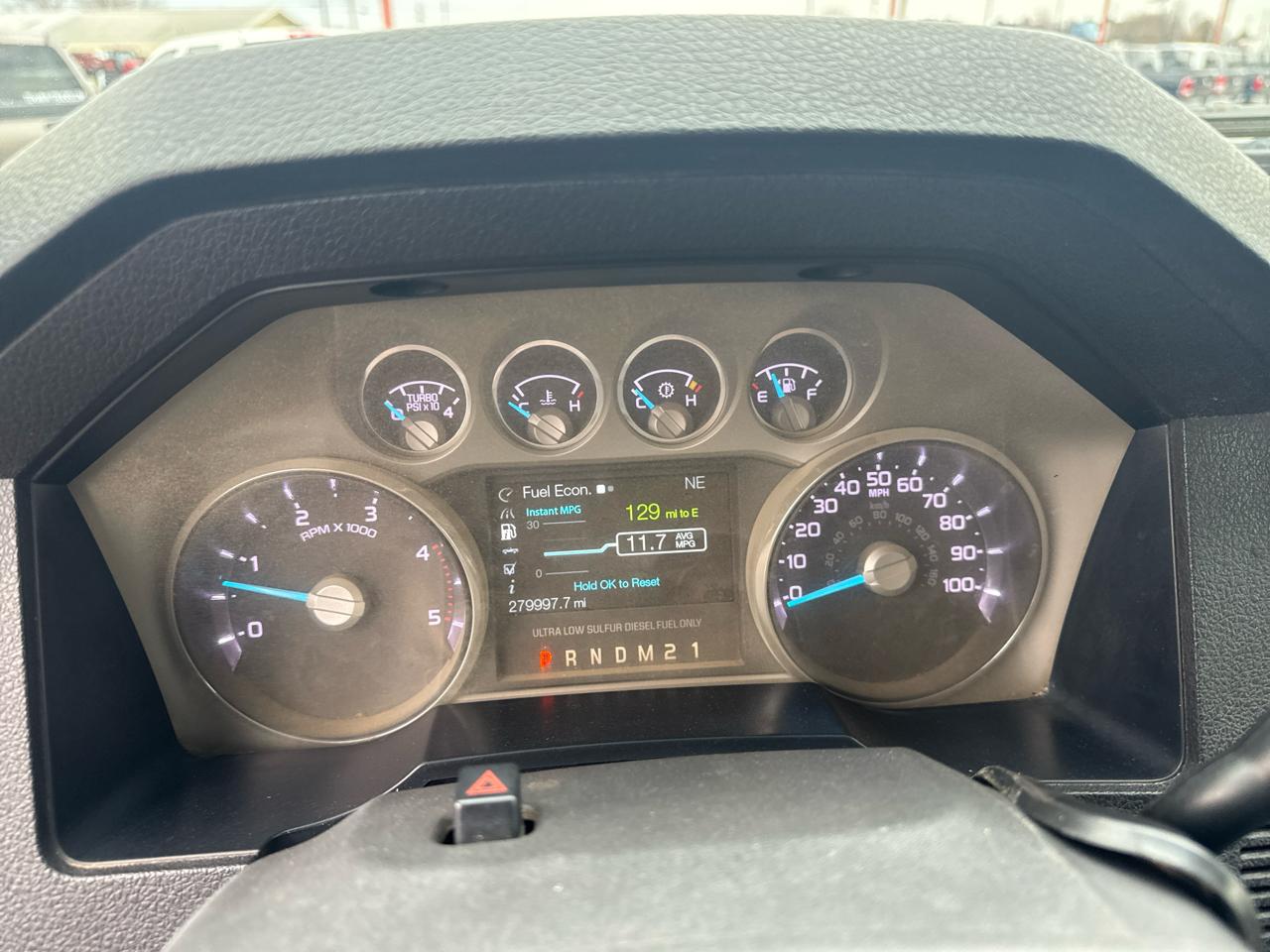 Ford Super Duty F-350 DRW 4WD Crew Cab 172" Lariat 2012